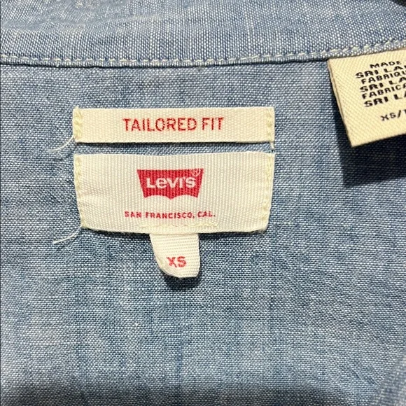 Levi's Tailored Fit Blue-denim Button Down Shirt - Picture 2 of 4